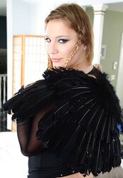 Blonde cockslut drill man with wire-on