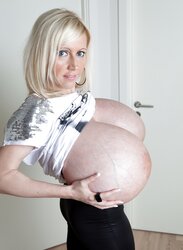 STUNNER FROM HAMBURG, GERMANY WITH INCREDIBLE TITTIES 04 C5M