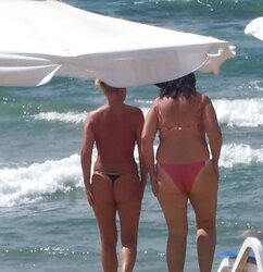 My paparazzi pics Beach
