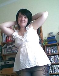 Teenager with gigantic butt and kinks