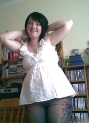 Teenager with gigantic butt and kinks