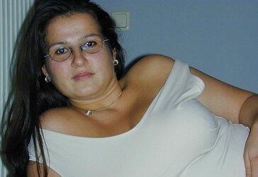 SUPER-STEAMY CHUBBY INEXPERIENCED CHICKS II