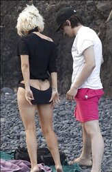 Celebs Super-Hot Photos