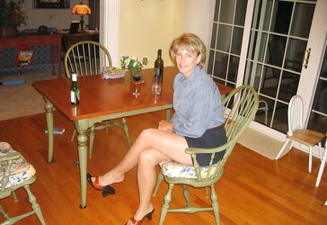 Light-Haired Mature Wifey Showcases Off In Front Of Her Spouse