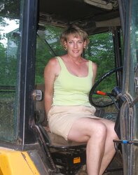 Light-Haired Mature Wifey Showcases Off In Front Of Her Spouse
