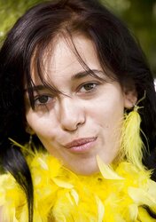 Viki Nude in Yellow