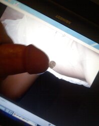 Tribute to Hope... Jizz on me:P