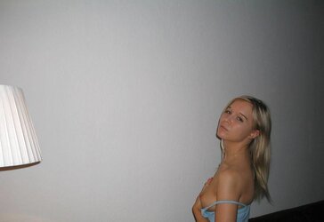 ASH-BLONDE - GORGEOUS AND CRAZY
