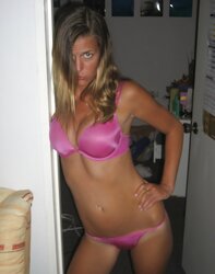Stolen Pictures - Brown-Haired with lovely Bod