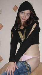 RUSSIAN TEENAGER POSING