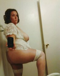 Elegant spunk fuckslut
