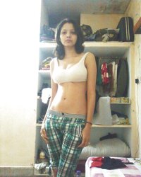 Pakistani call chick Asma