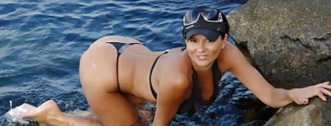 Beach and voyeur