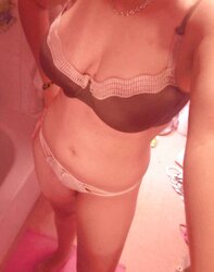 Youthfull white tramp