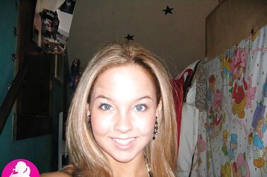 Cheerleader becca manns