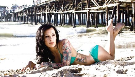 Stunning tatted gals