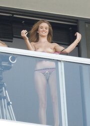 Celebrities Naked Glide