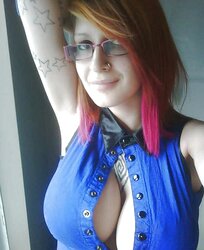 Women a lunettes
