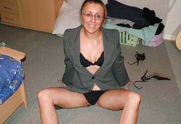 Women a lunettes