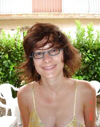 Women a lunettes
