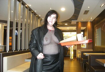 Mature PLUMPER wifey flashing off...