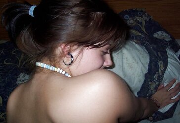 SingleStonerBabe From JoinUnTrue.com