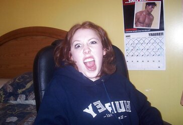 SingleStonerBabe From JoinUnTrue.com