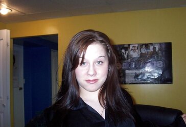 SingleStonerBabe From JoinUnTrue.com