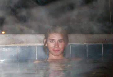 Chloe lamd ( dreamed 1.0000.000