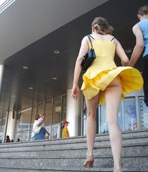 Upskirt Windy
