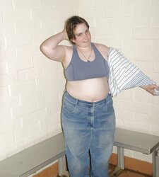 Kaylee Fall showing