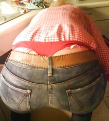 Flash me your bootie ... and more!