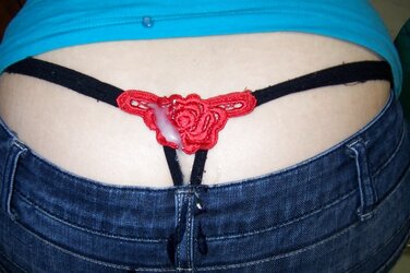 Flash me your bootie ... and more!