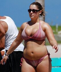 CHUBBY AMATEURS - SO POKING GREAT V