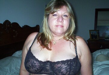 Chubby MUMMY Wifey Marie Hooter-Sling and Undies