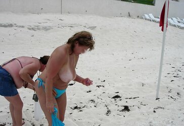 Mature Massive Fun Bags Inexperienced