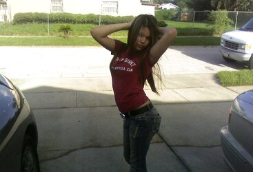 Cubanita Ardiente Showcasing Her Figure