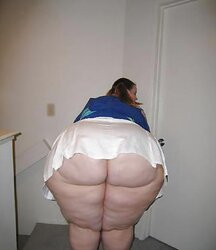 Large BACKSIDE (its not all pretty)