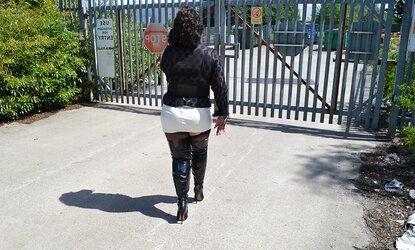 Linda Hip Shoe