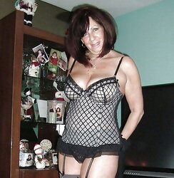 Mature Paramour 184... Torrid