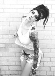 Alt Femmes. Wonderful Stunners.