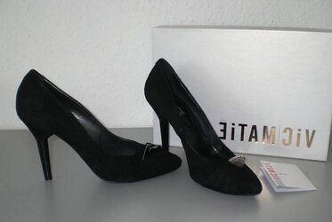 Geile Pumps bei Monika im Schrank gefunden