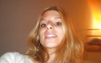 Inexperienced delphine