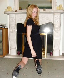 Hotlegs-juicy teenager hazel