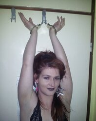 Meine geile Frau in schwarz