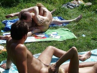 2 couples