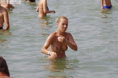 PAPARAZZI BEACH by KRMANJONAC