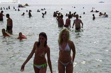 PAPARAZZI BEACH by KRMANJONAC
