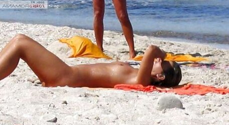 PAPARAZZI BEACH by KRMANJONAC