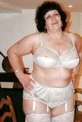 PLUMPER and Mature 30 by Searcher